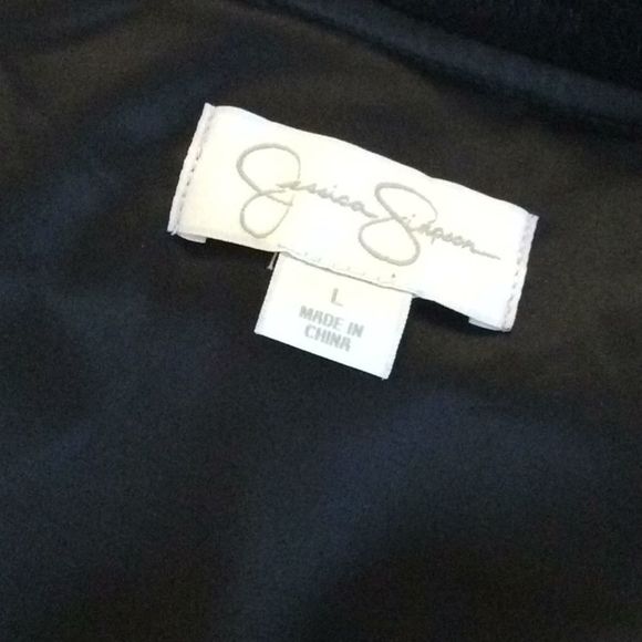 💞JESSICA Simpson 💞faux fur cape coat - Picture 5 of 8